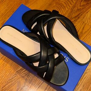 Stuart Weitzman Black Leather Sandals. size 8.5 new